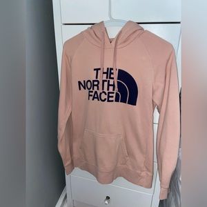 The North Face Women’s Half Dome Pullover Hoodie